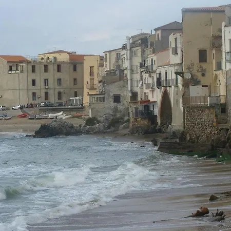 Chiara Mansard Cefalù